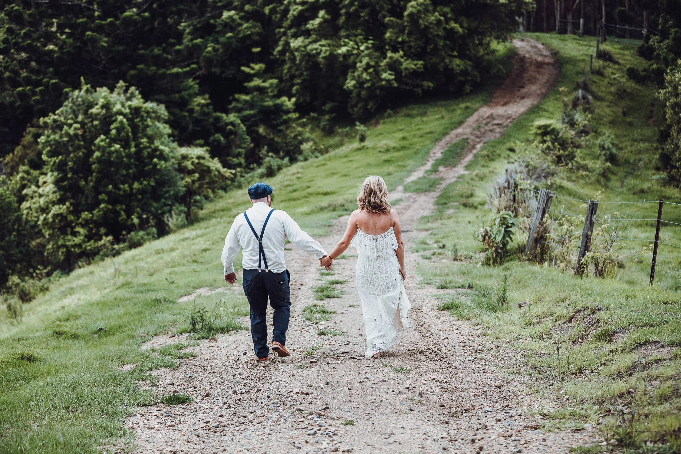 True-North-Photography-Gold-Coast-Weddings-walking-track-1.jpg