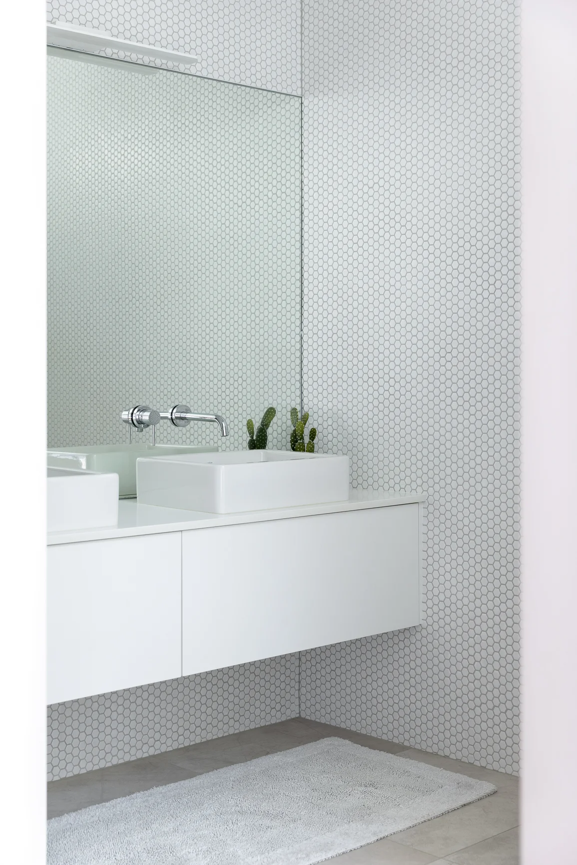 CWA©MichelleWeir-1809-CampbellsBay-72dpi-009.jpg