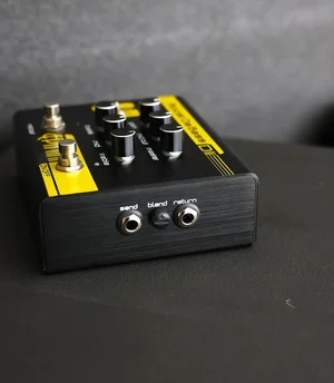 Epifani Boost DaBass DI PRO プリアンプ Epifani / Boost Da Bass DI Pro ベースプリアンプ ベース