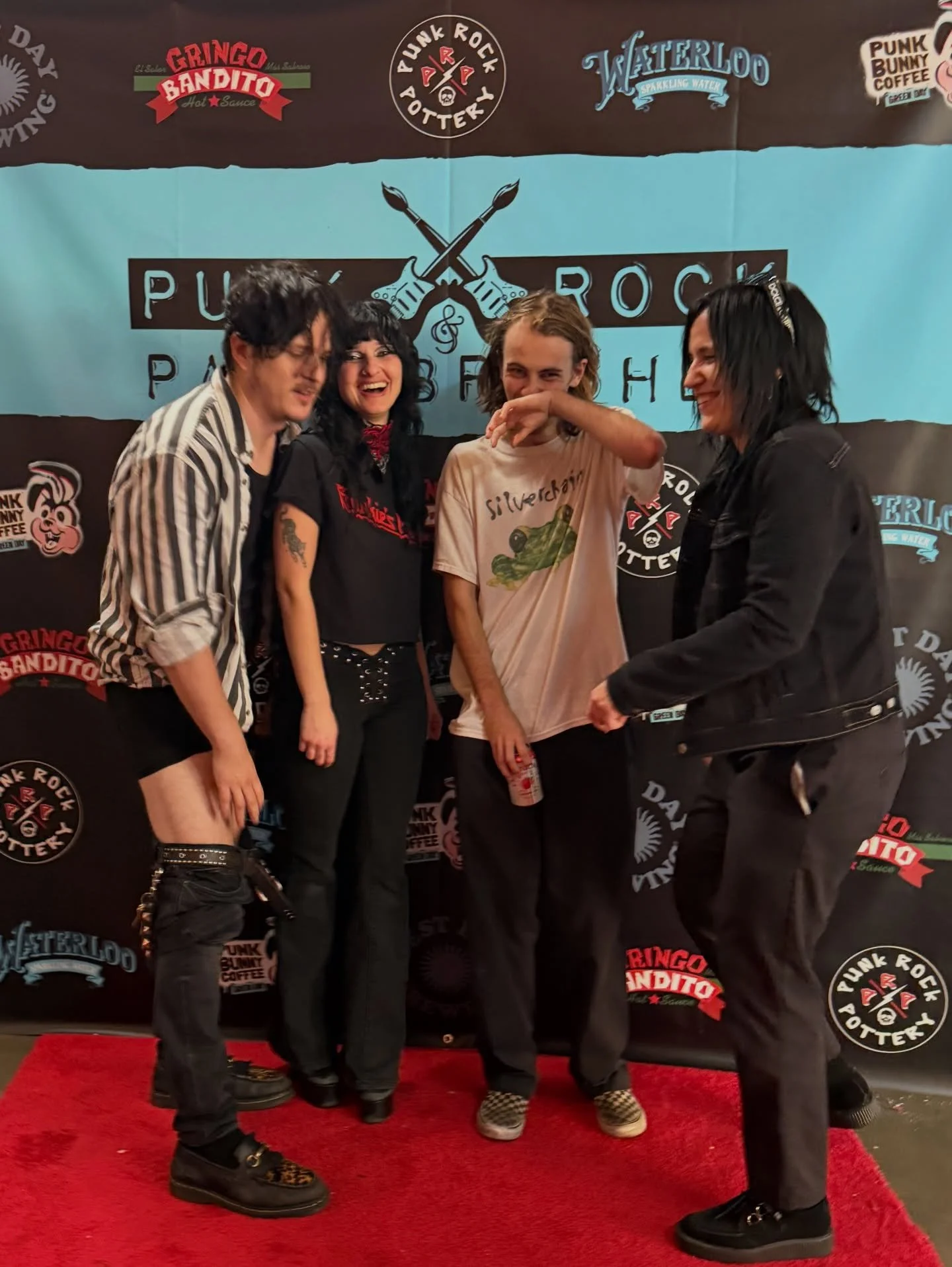 Thank you @punkrockandpaintbrushes for having us today! Sorry the red carpet isn&rsquo;t for us.