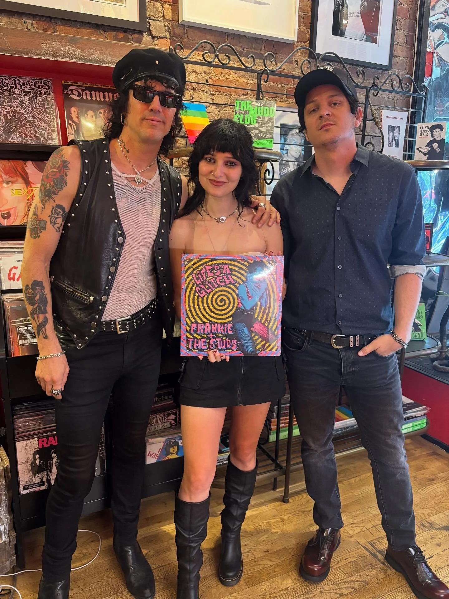 When in NYC&hellip; stopped by @thecastnyc to drop off a couple LPs and got to say hi to the raddest @_chuckbones_ 🖤