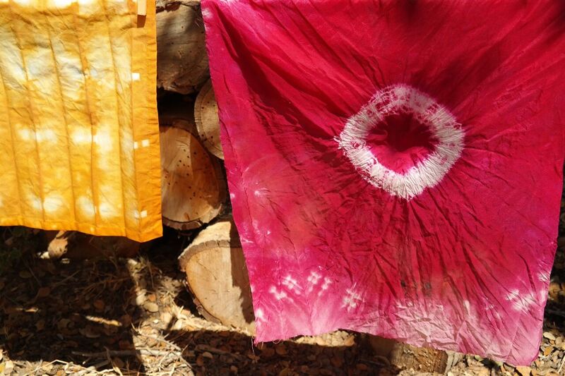 NATURAL DYES WORKSHOP AND YELLOW ONION SKIN DYE RECIPE — Women's Heritage