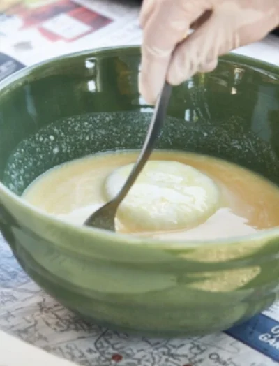 Learn to work with "lye" before making soap