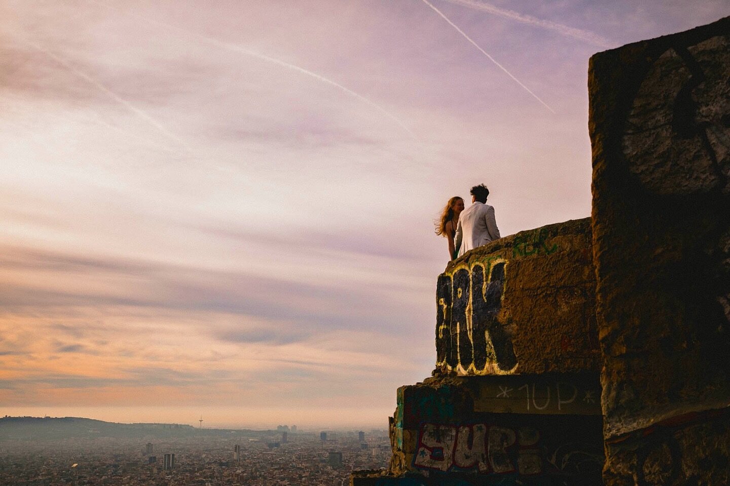 Morning light in the city

#belovedstories #dvlop #orlanrivera #weddingphotographer #bcn #instagood #destinationweddingspain #love #photobugcommunity #barcelonaweddingphotographer #spanishphotographer #bridedress #bodas2023 #engagement #bodasenbarcel