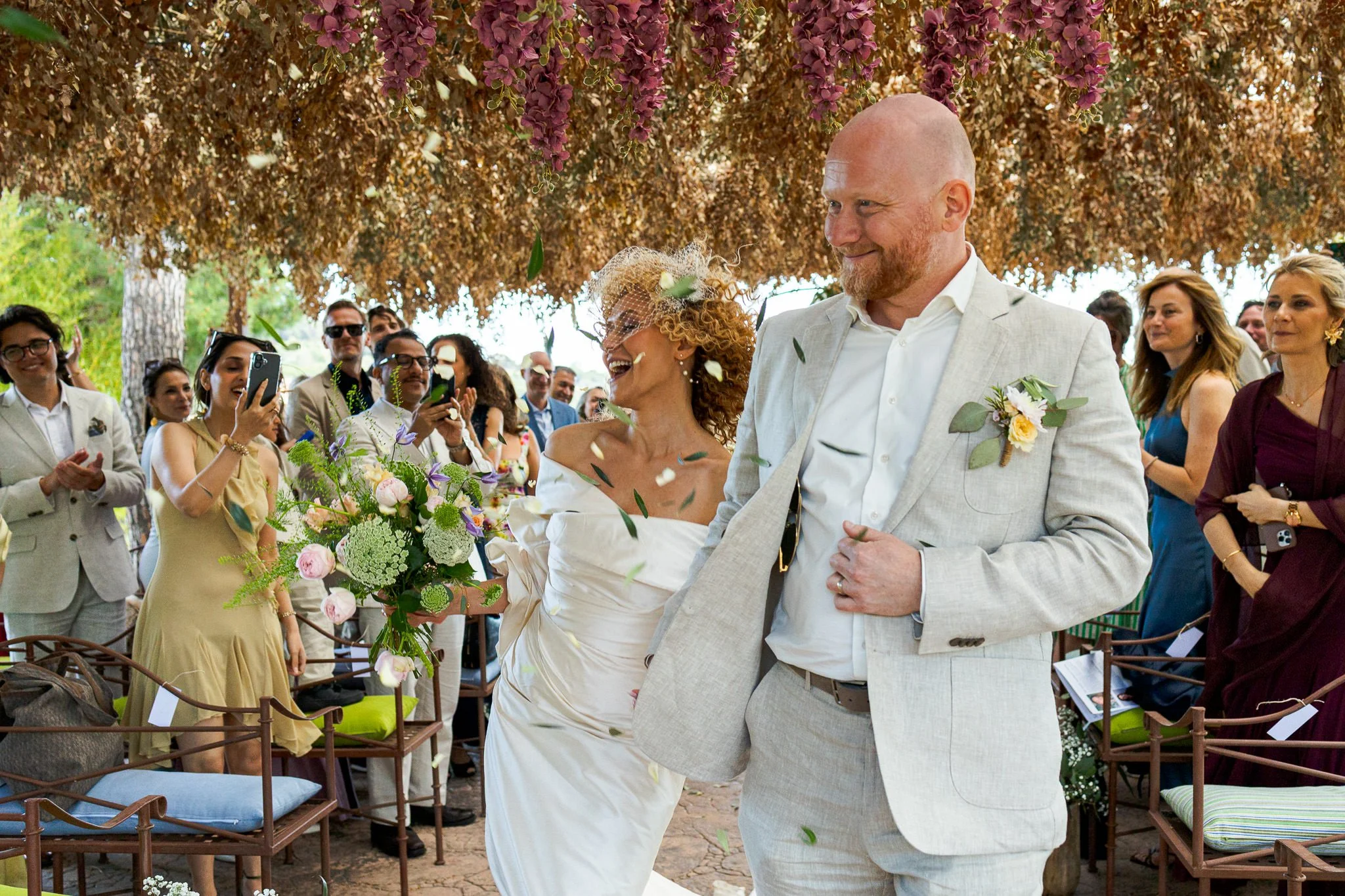 maya-peter-confetti-exit-ceremony-la-finka-barcelona.jpg