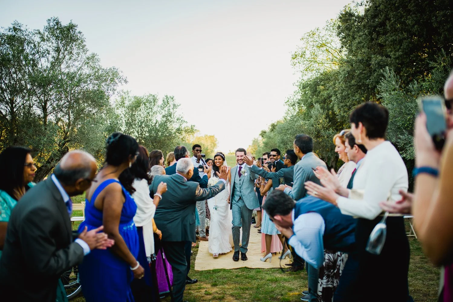 girona-wedding-photography-vineyard-golden-hour-couple