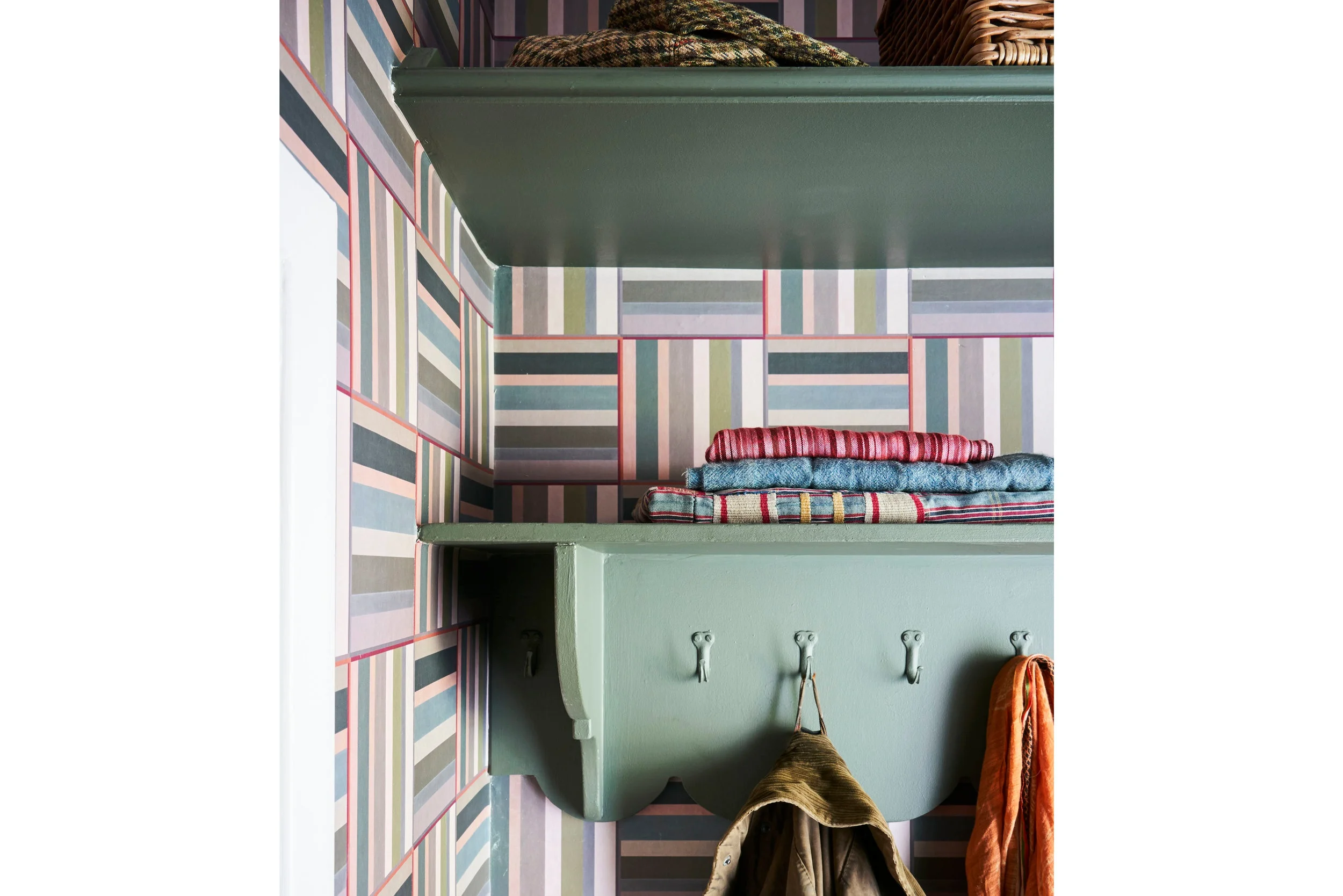 Hanover+Gardens+-+cloakroom.jpg