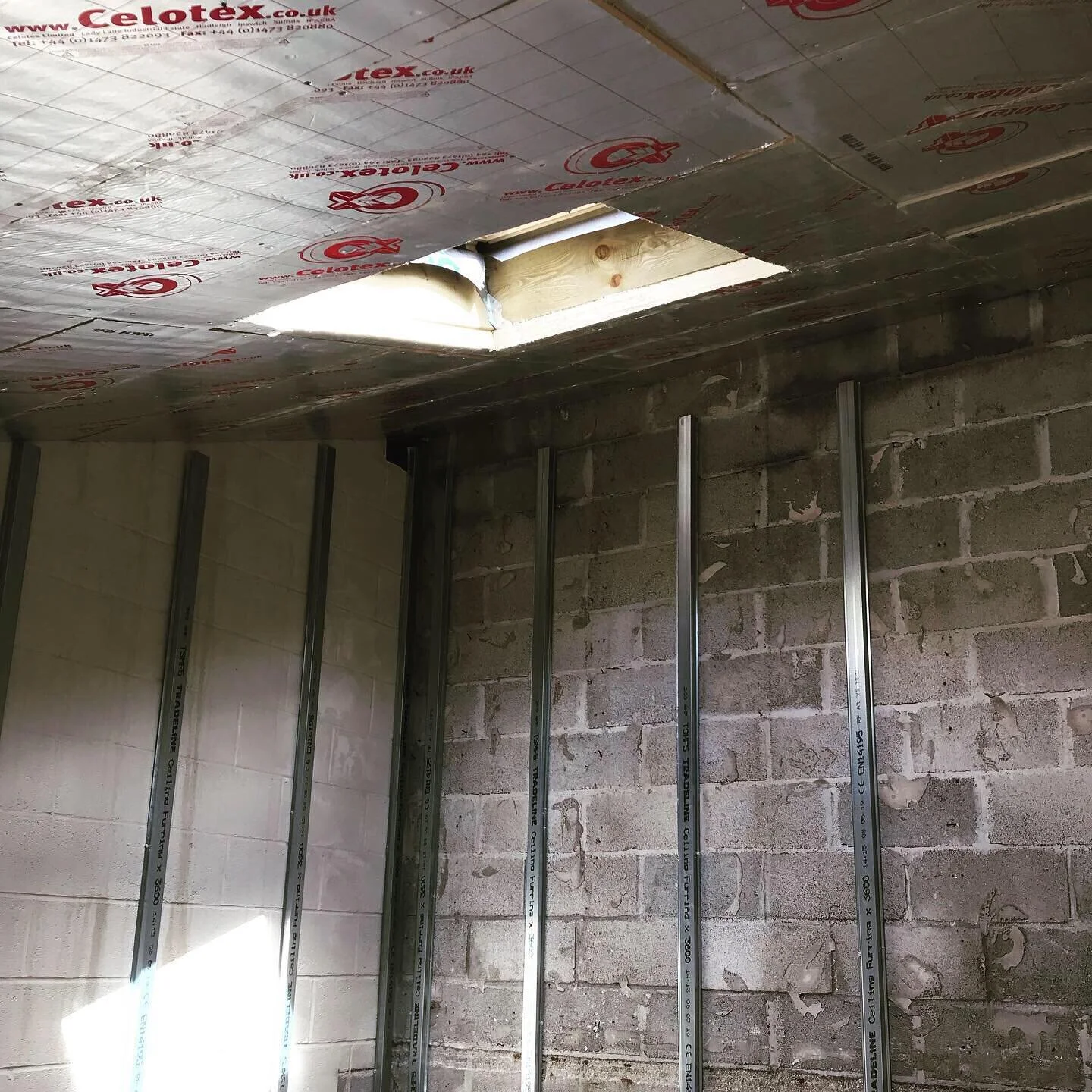 A few pics of the internal fit out at #collifordlake #philstroutcontractors #pscsouthwestltd #southwestlakes #tapeandjointing #durafleck #plumbing #electrics #carpentry #building #launceston #bodmin #liskeard #looe