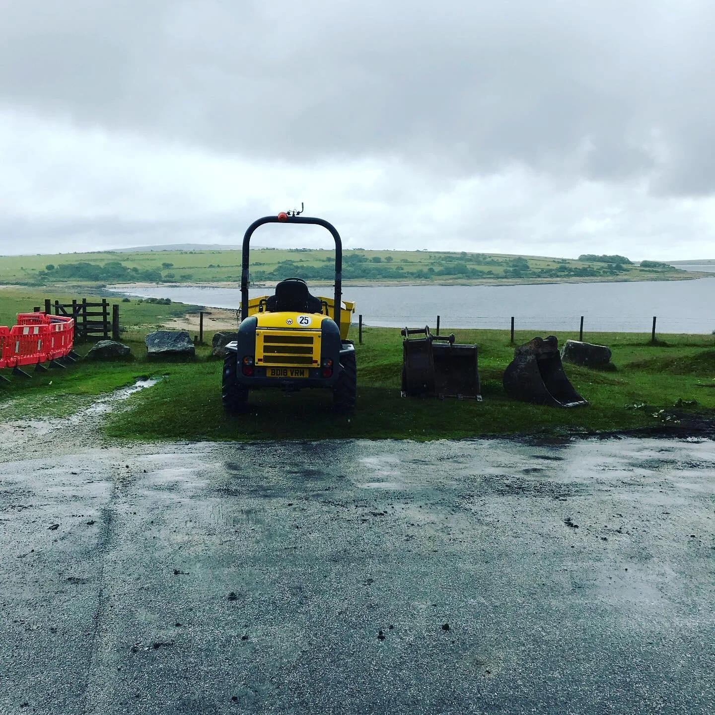What a view from the office today #southwestlakestrust #collifordlake #philstroutcontractors #cornwall #launceston #construction #building