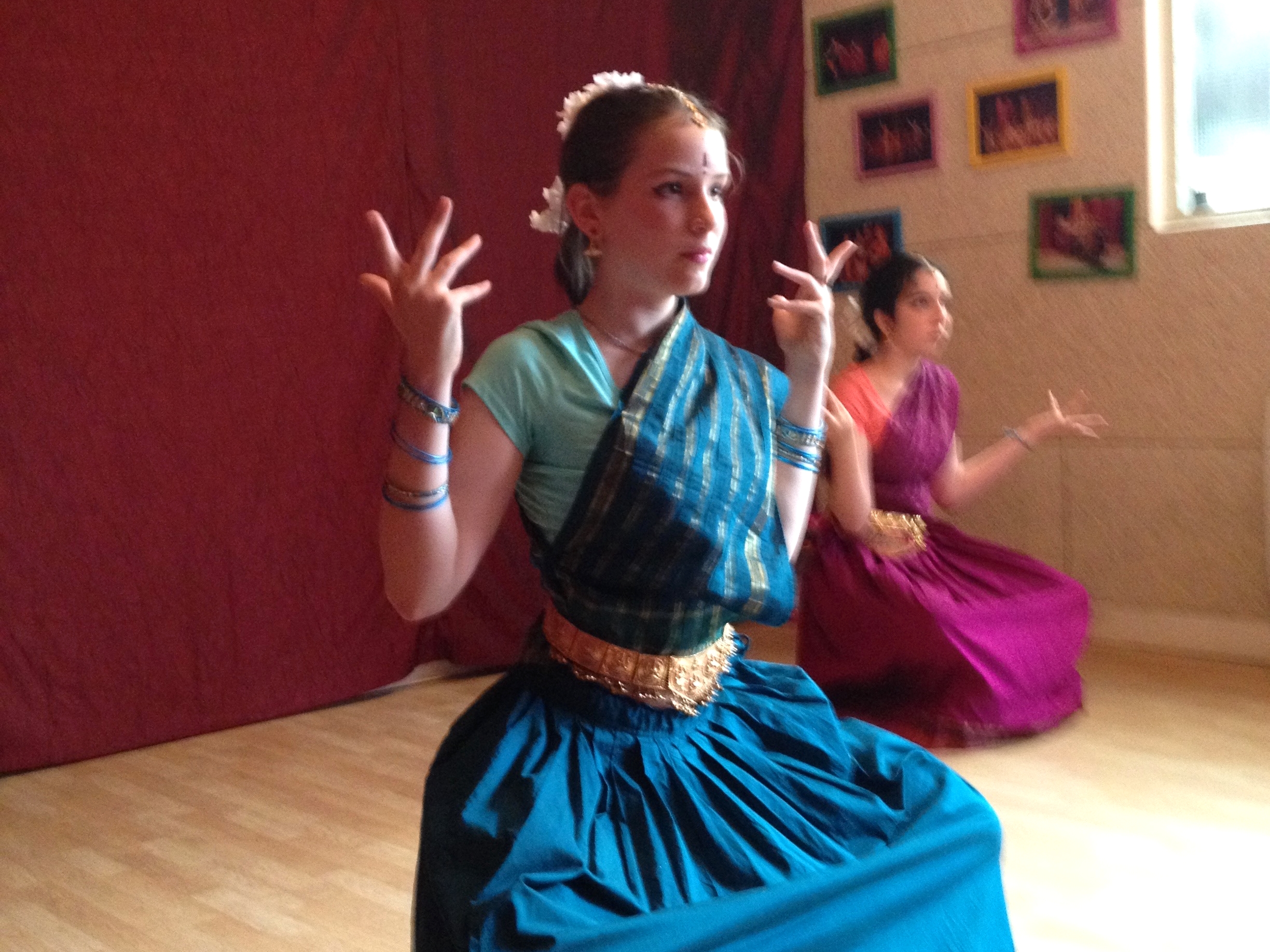 danse-indienne-cours-3.jpg