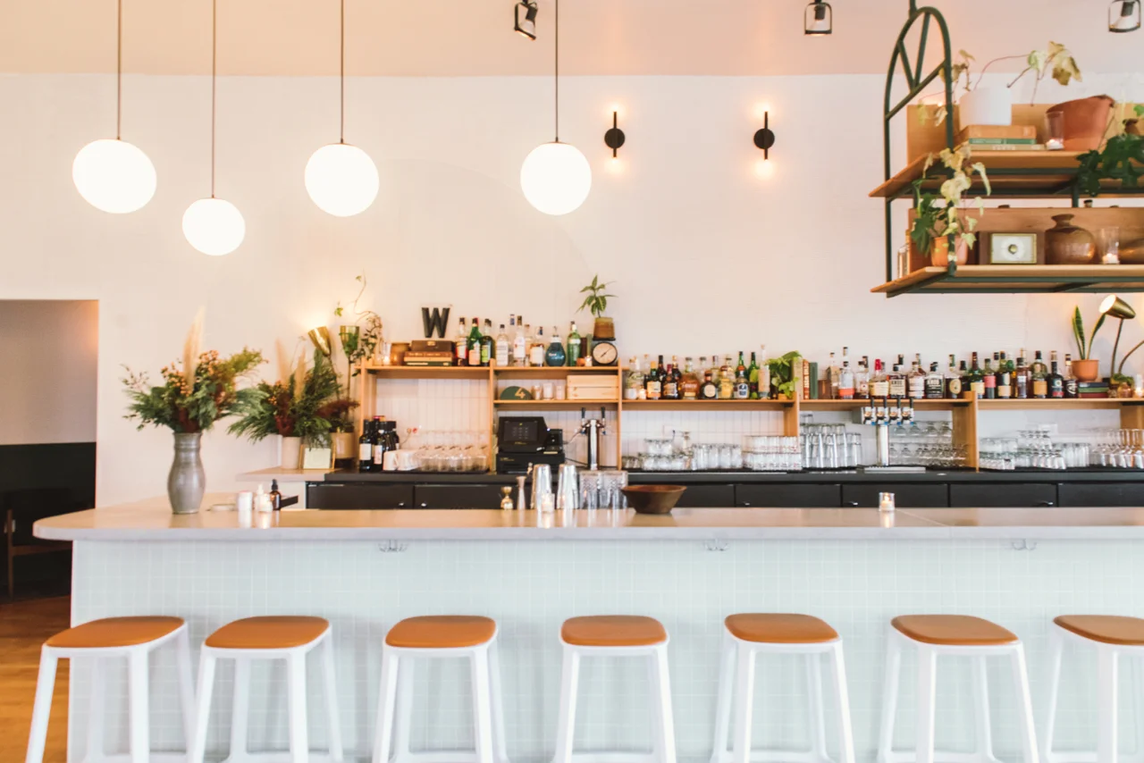 NW_portland_bar_2.jpg