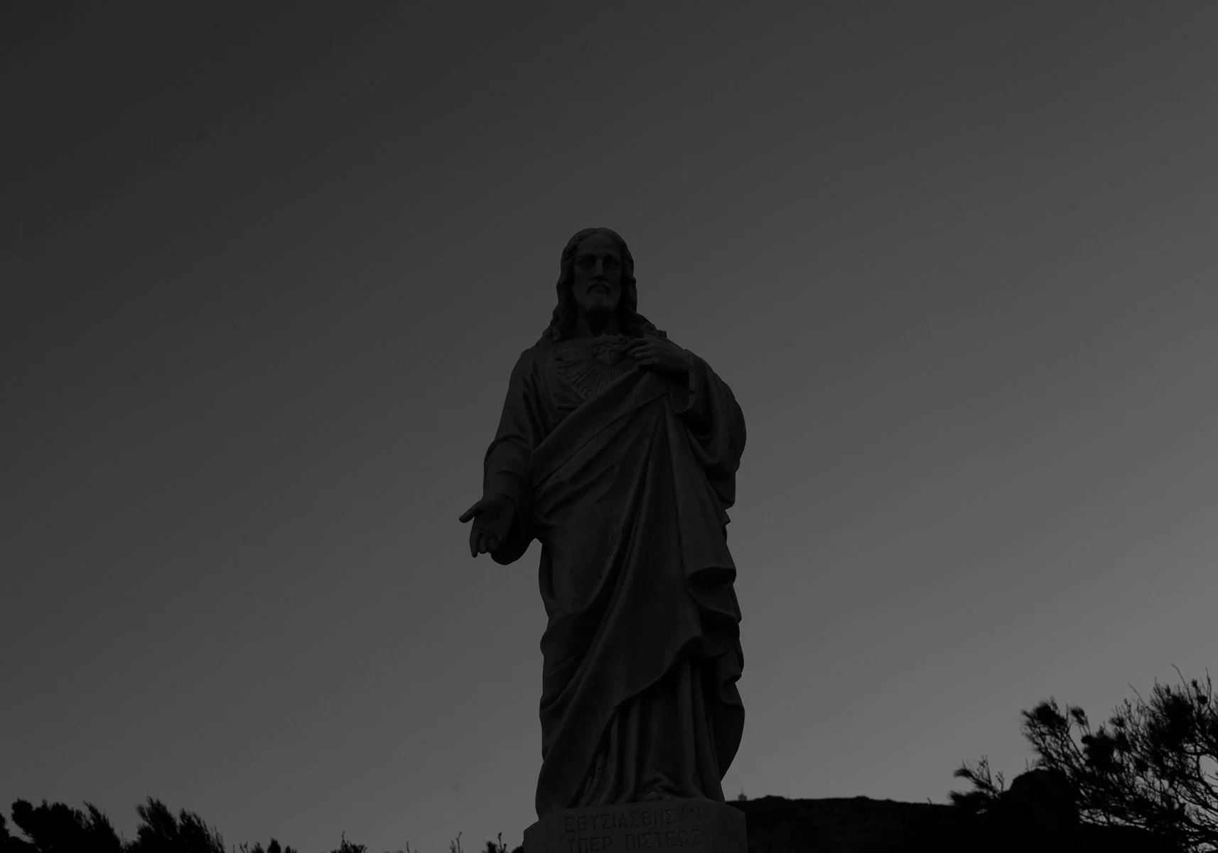 025IMG_2147bw.jpg