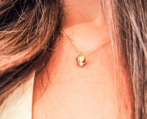 Lee Renee Double-sided Shell &amp; Pealr Necklace - a favourite for summer