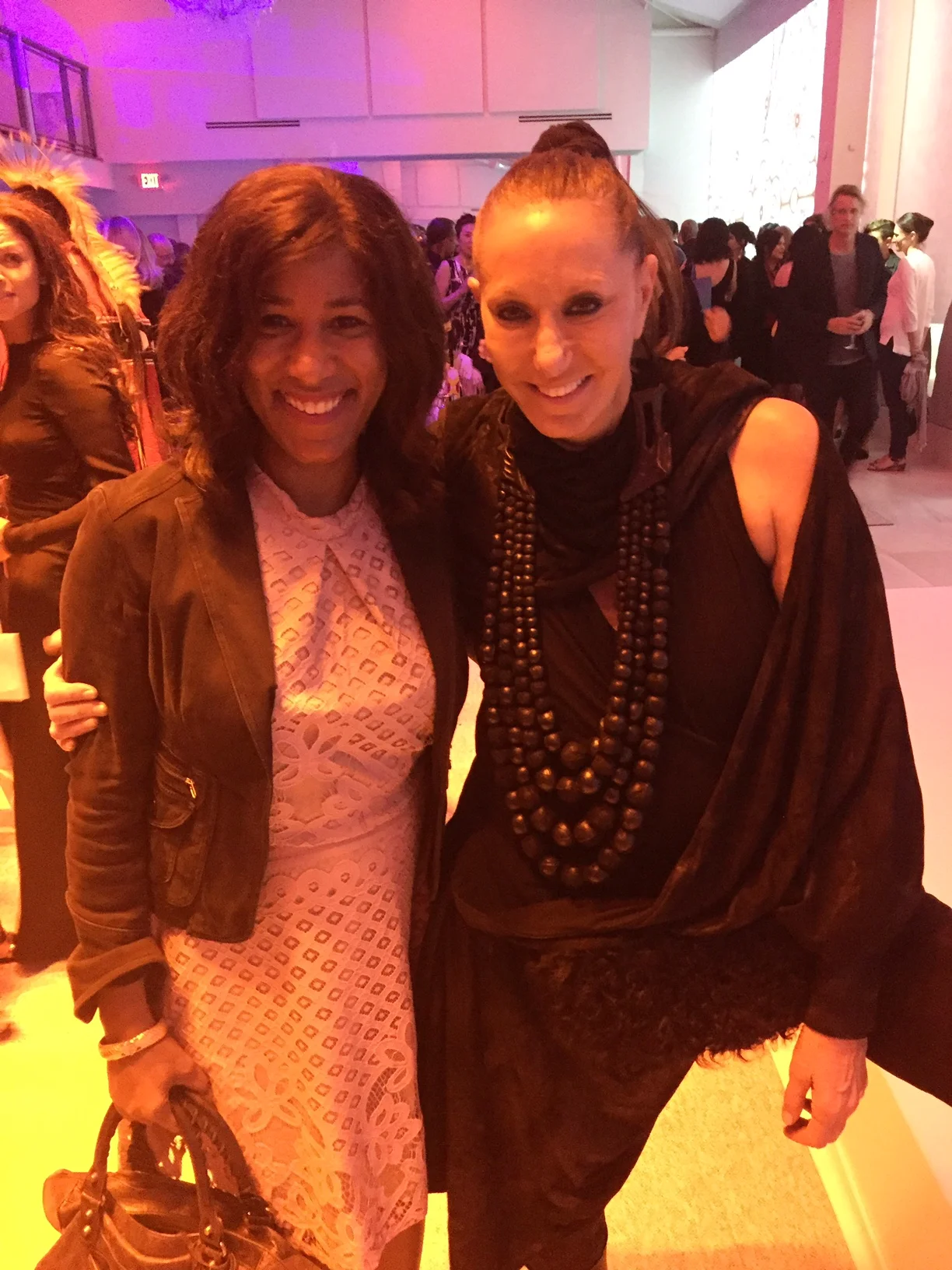  Donna Karan 