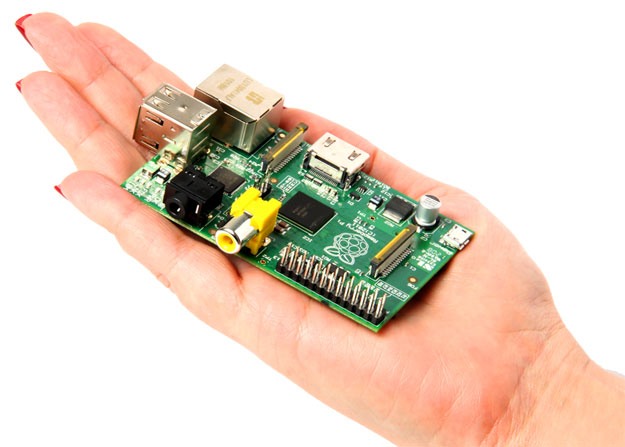 apcnews2012raspberry_pi_on_hand_thumb_mainImage3.jpg3.jpg