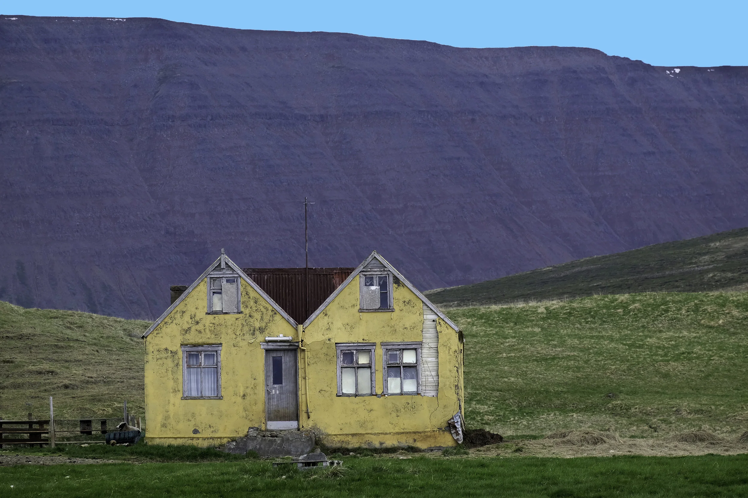 yellow house.jpg