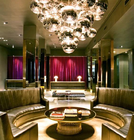 Hotel Lola
