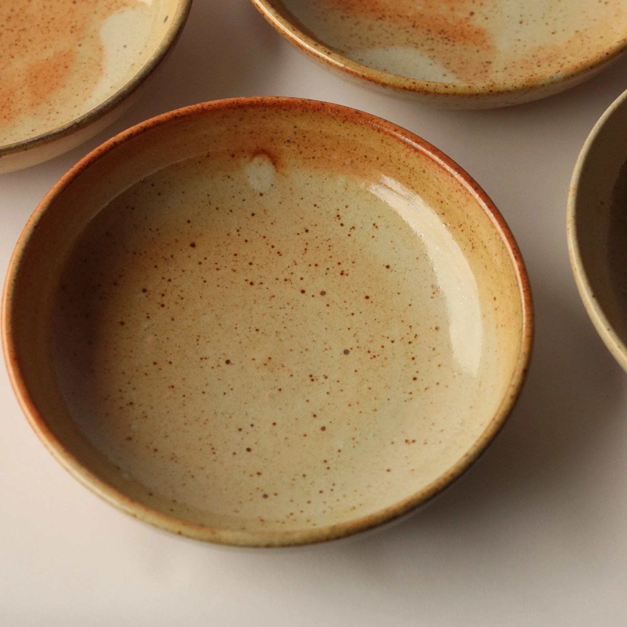 small dinner bowl shino 2-3.jpg