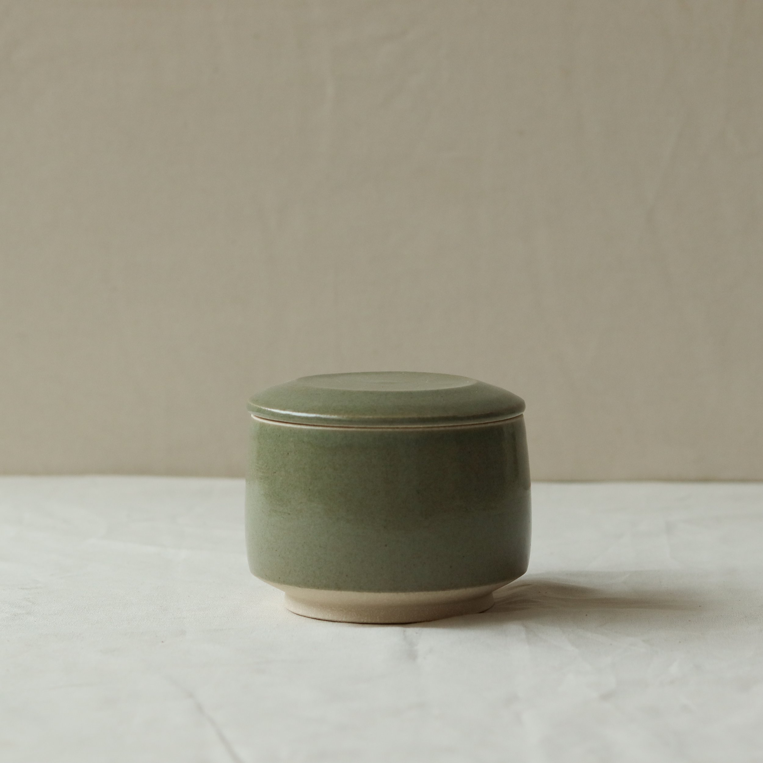 250ml Lidded Jar in Olive, Pale Stoneware -6.jpg