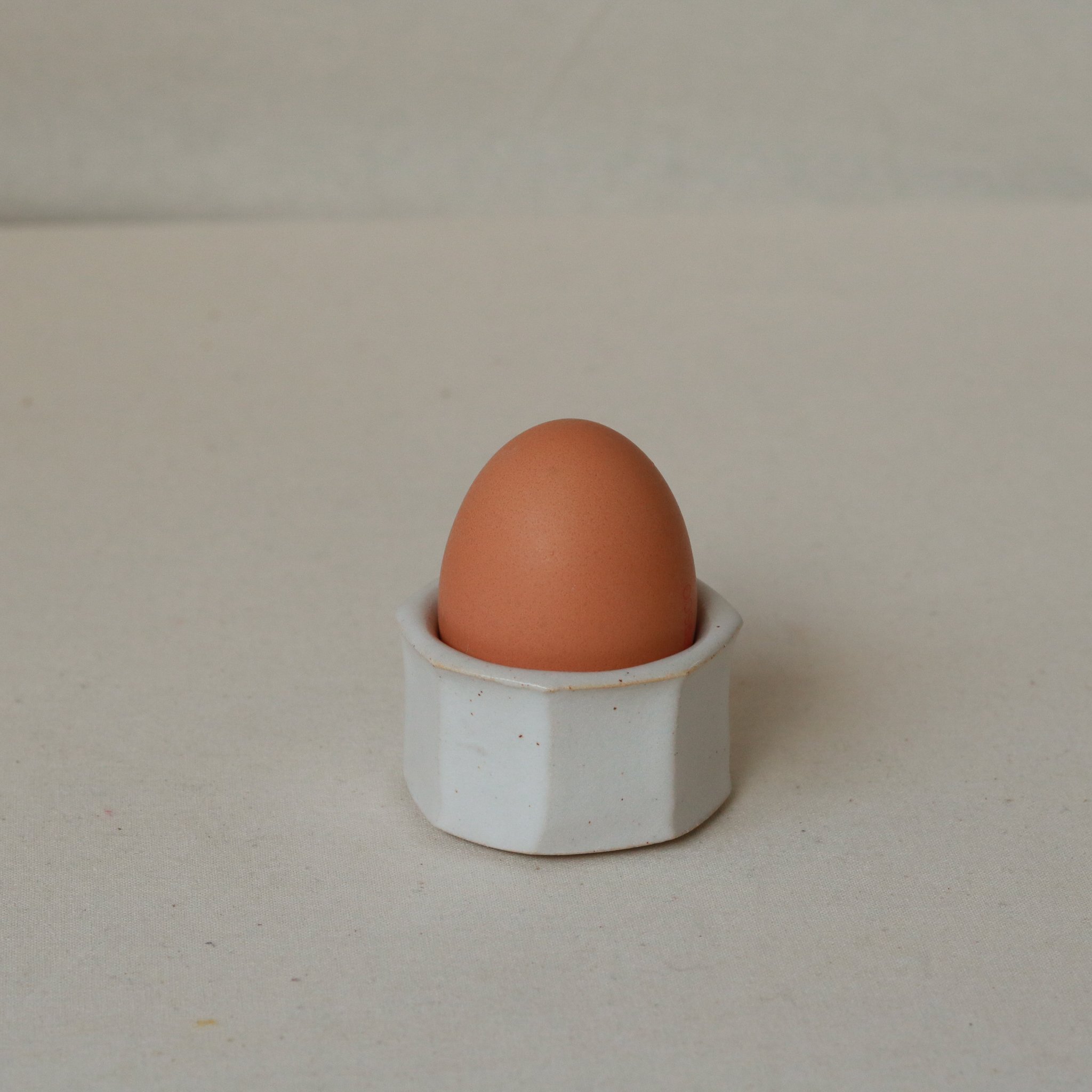 egg+cup+s+white+pale-1.jpeg