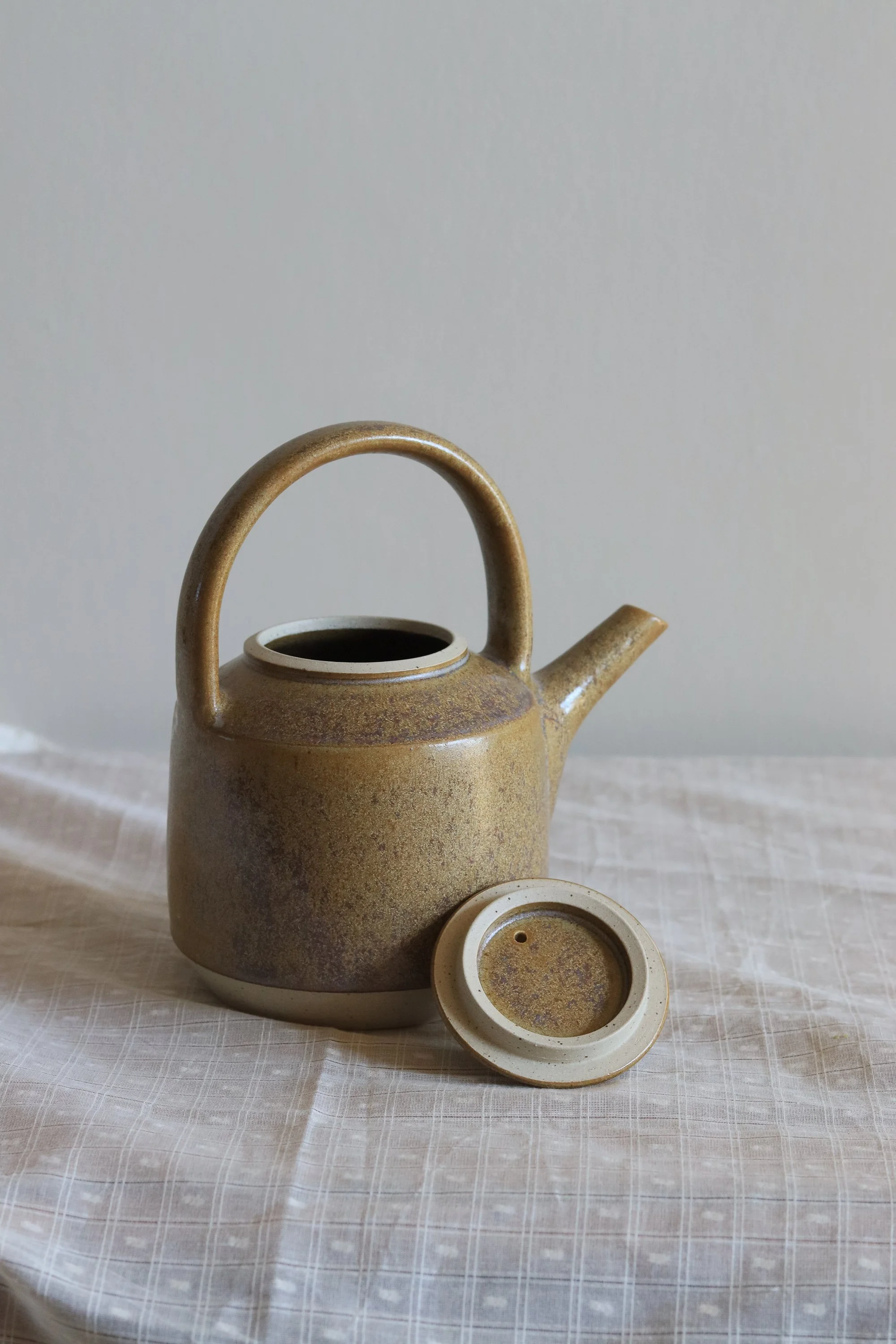 teapot, flecked stoneware-7.jpg