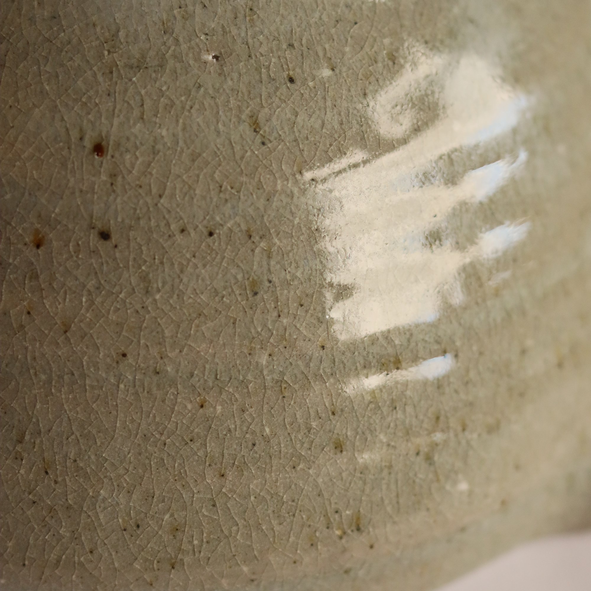 Pouring Bowl in Crackle Ash-9.jpg