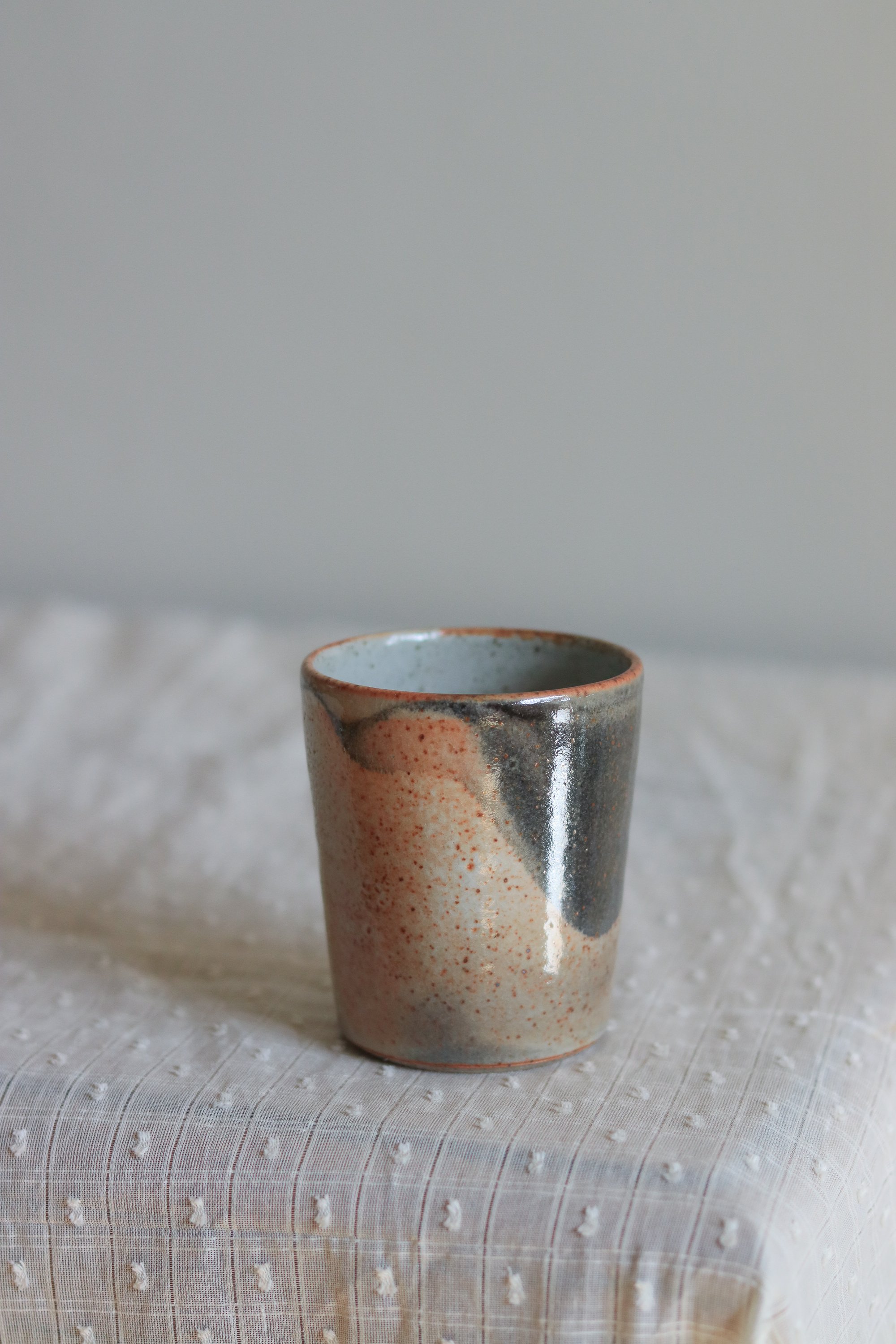 9_Beaker in Shino-1.jpg