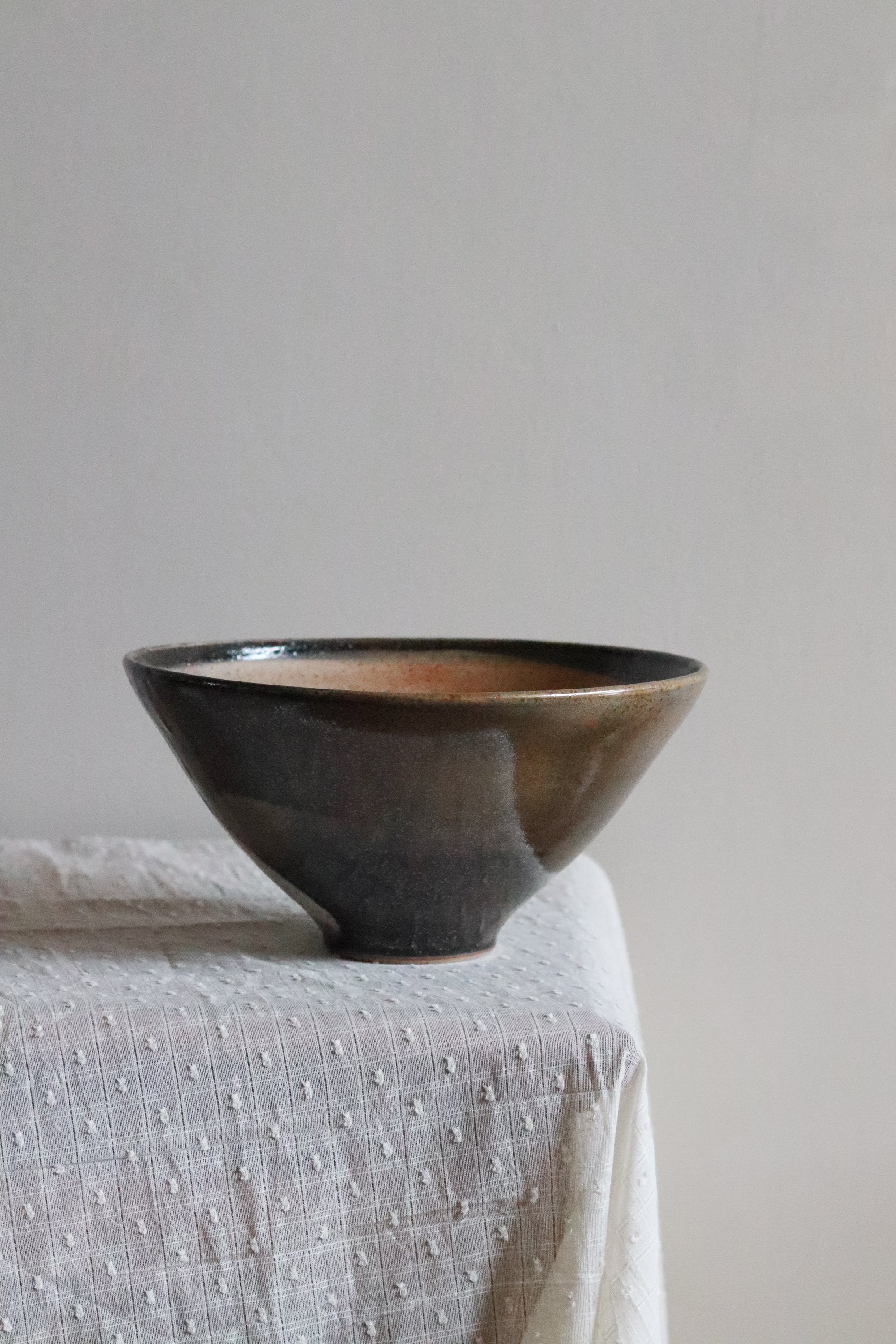 44 medium bowl in shino.jpg