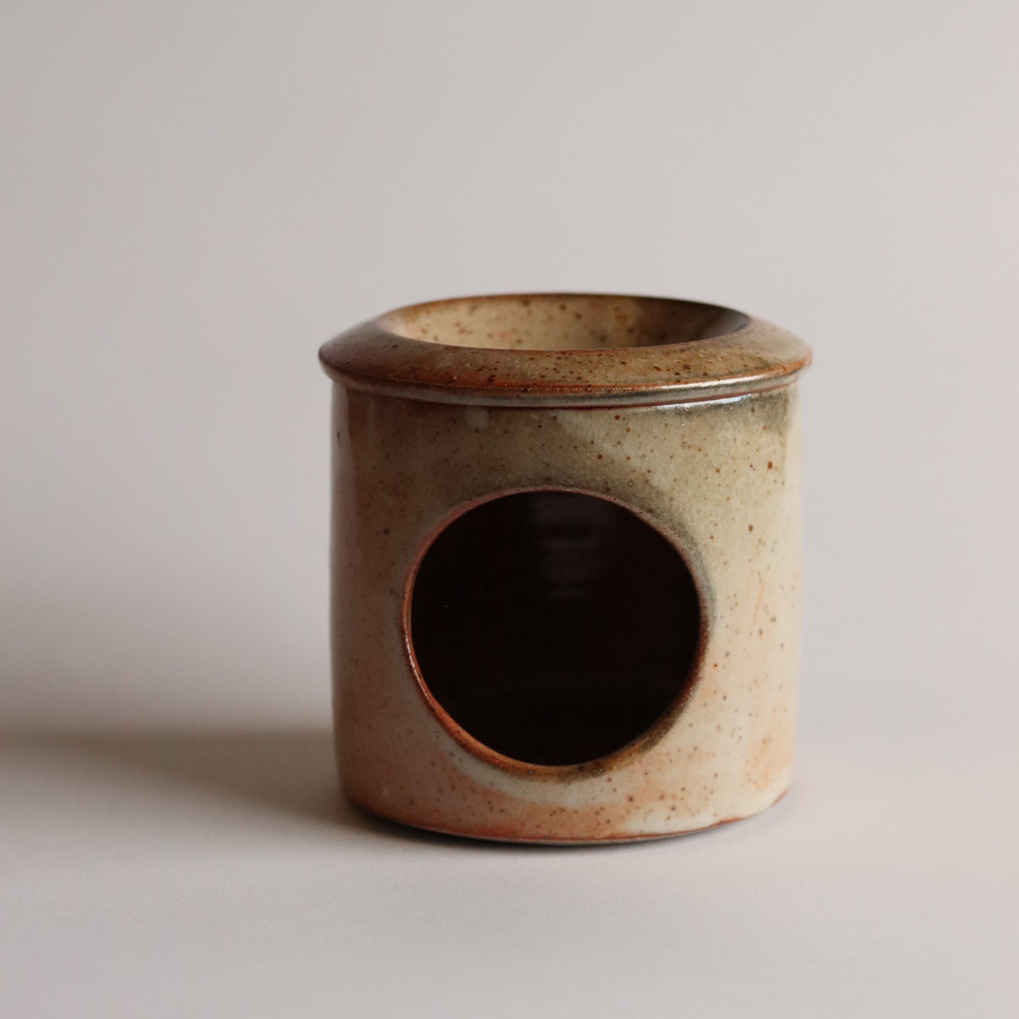 Essential Oil Burner in Shino