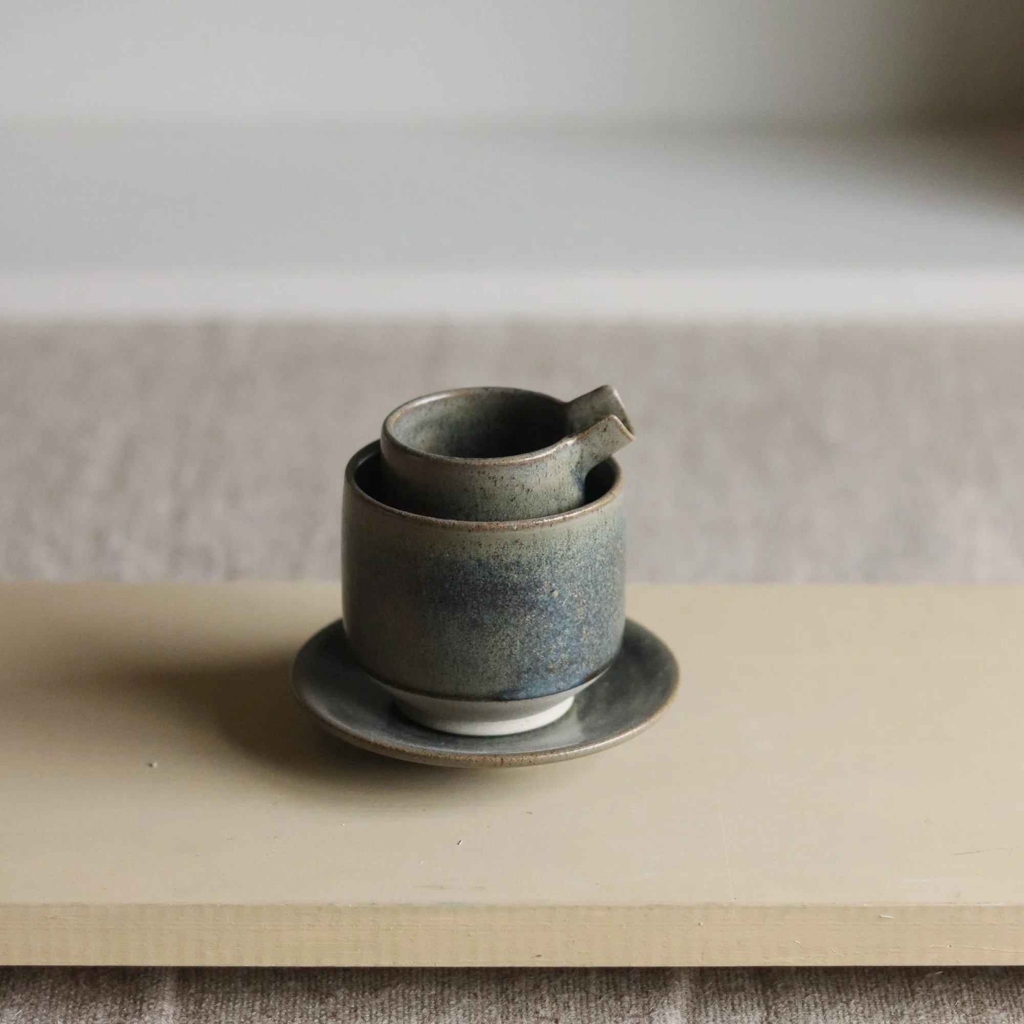 Cup and pourer set in nori.jpg