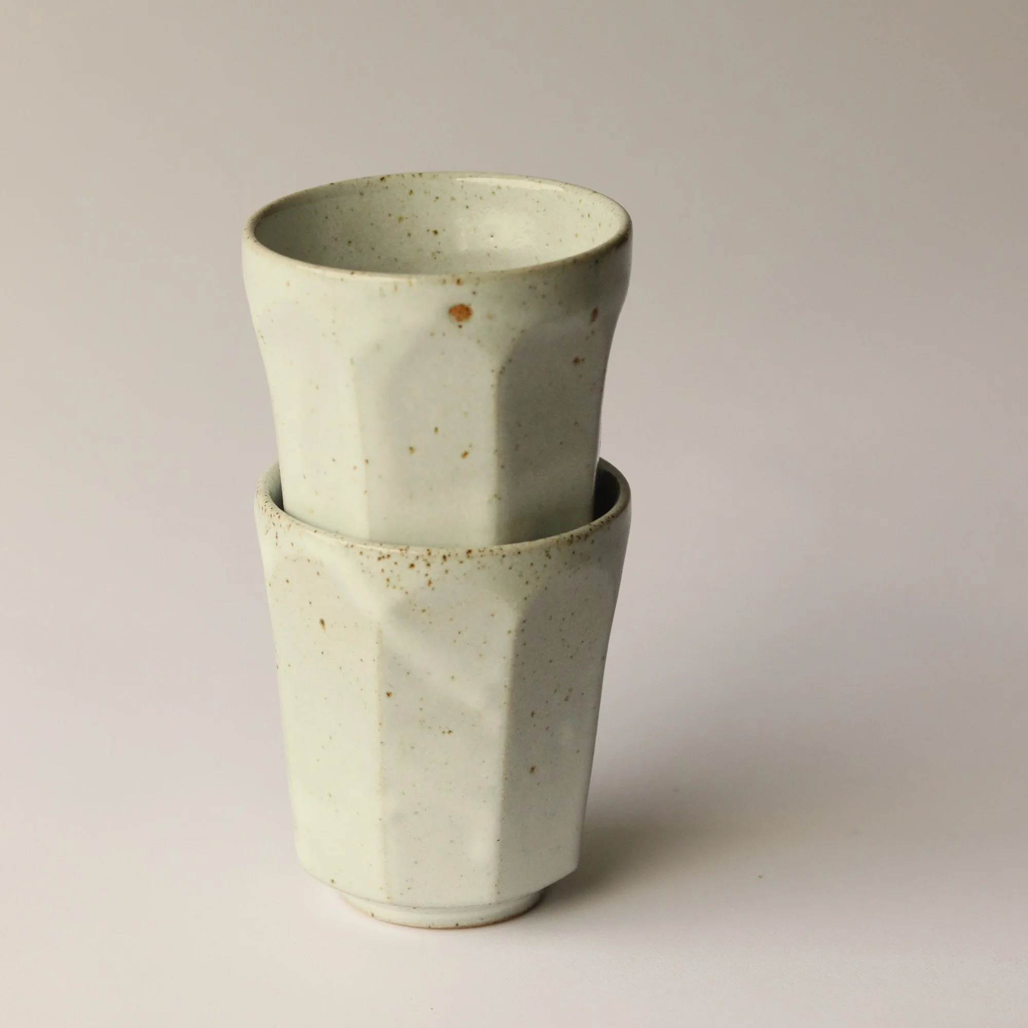 faceted beaker white nuka.jpg