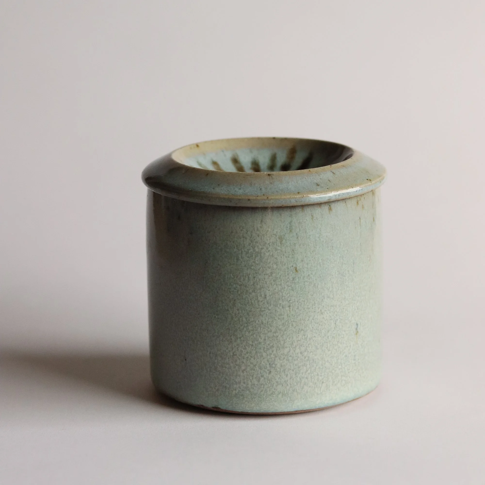 Oil Burner in Pale Blue Chun_2-2.jpg