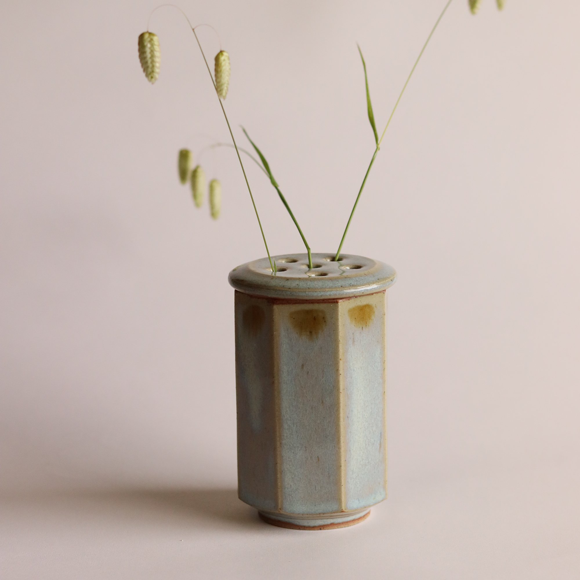 Faceted Flower Frog in Pale Blue Chun