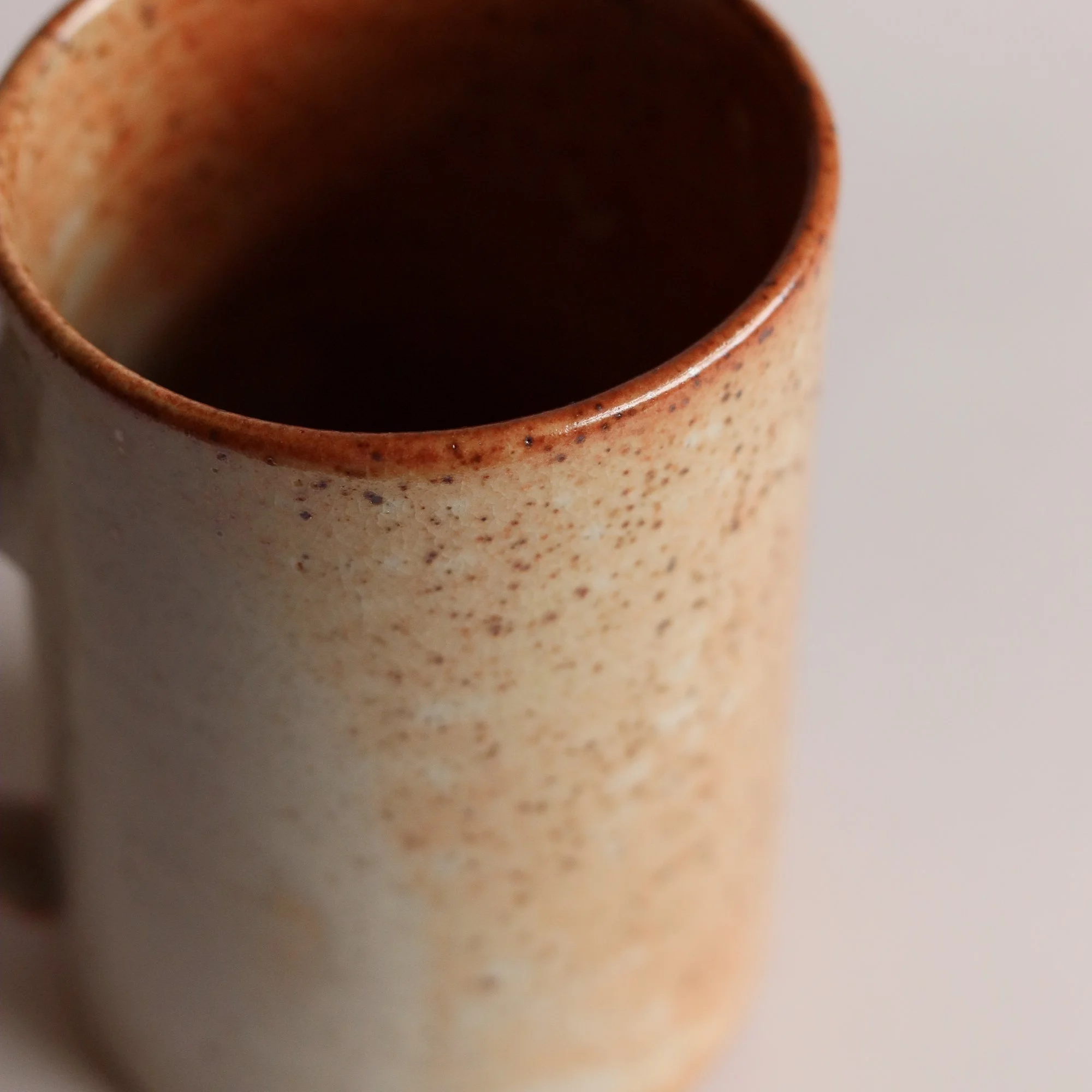 Tall Mug in Shino-8.jpg