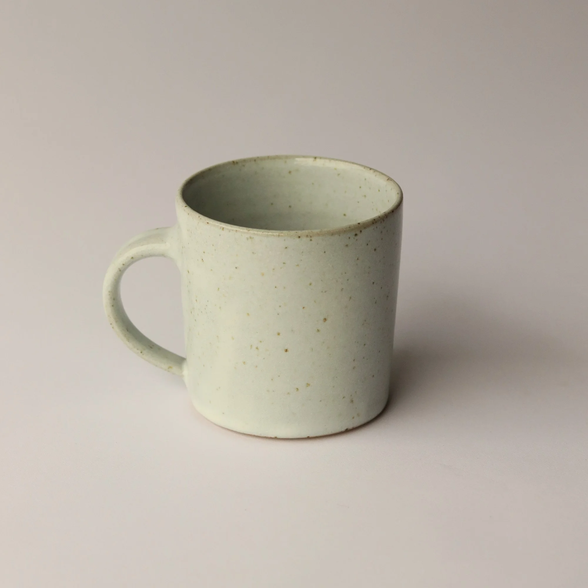 classic mug white nuka-3.jpg