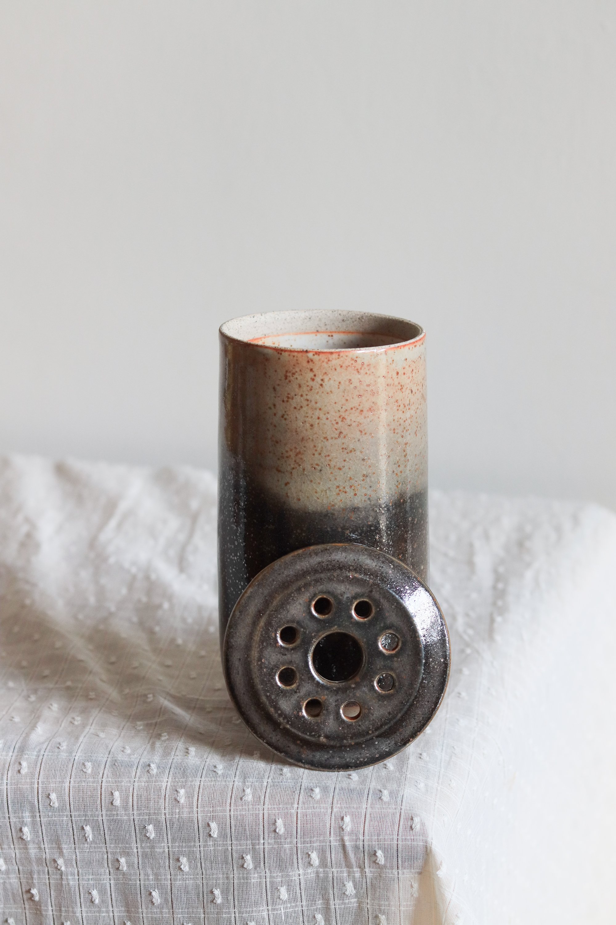 40 vase jar in shino-6.jpg