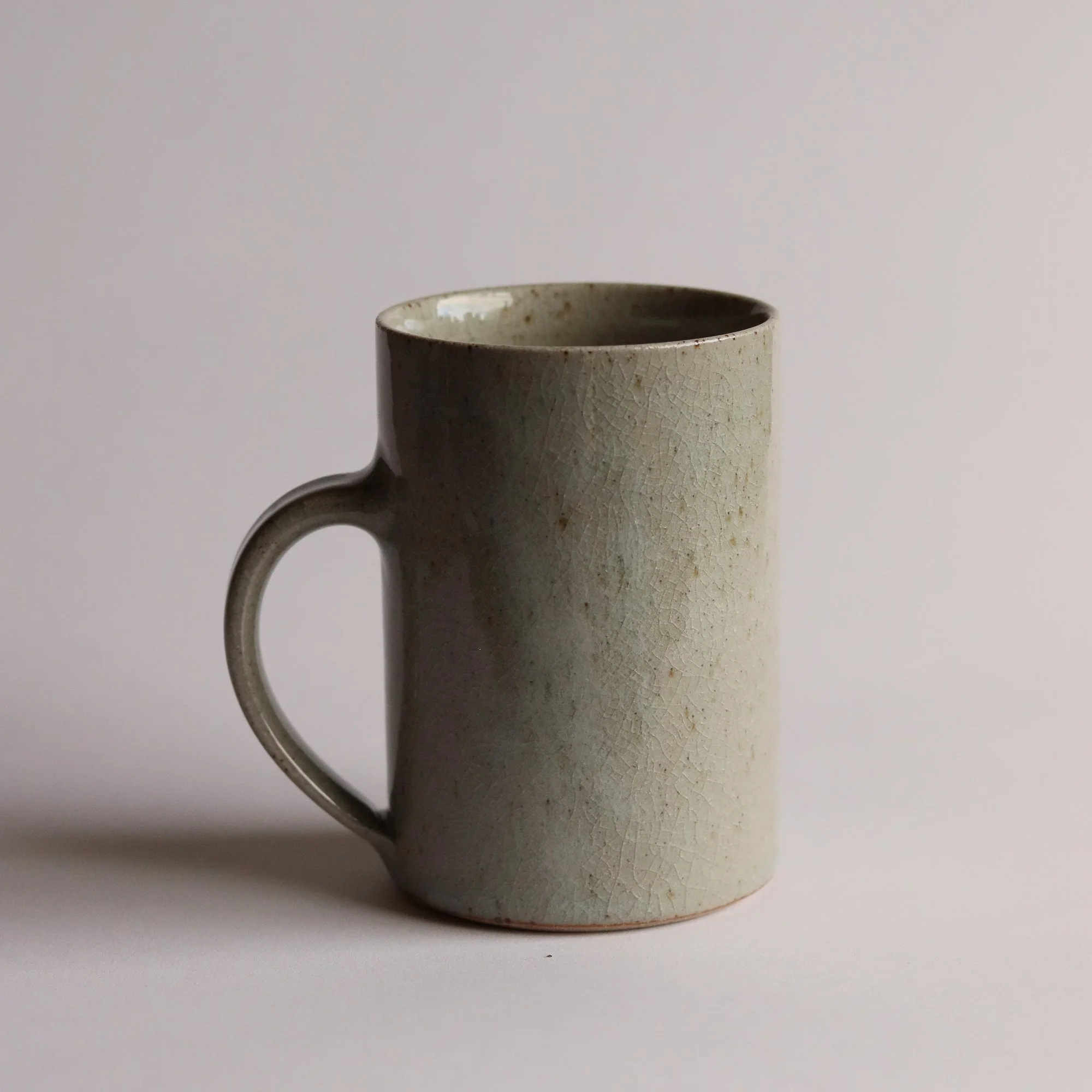 Tall Mug in Crackle Ash