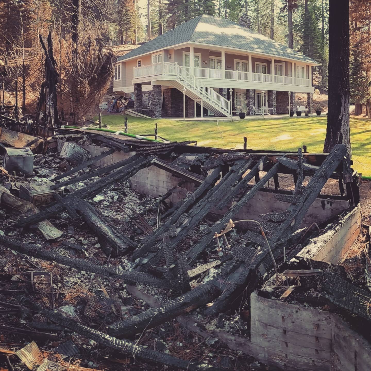 The house directly next door to my parent's house burned to the ground in the #dixiefire . It's a terrible reminder of the fragility of human creation and power of nature. #getfireinsurance
