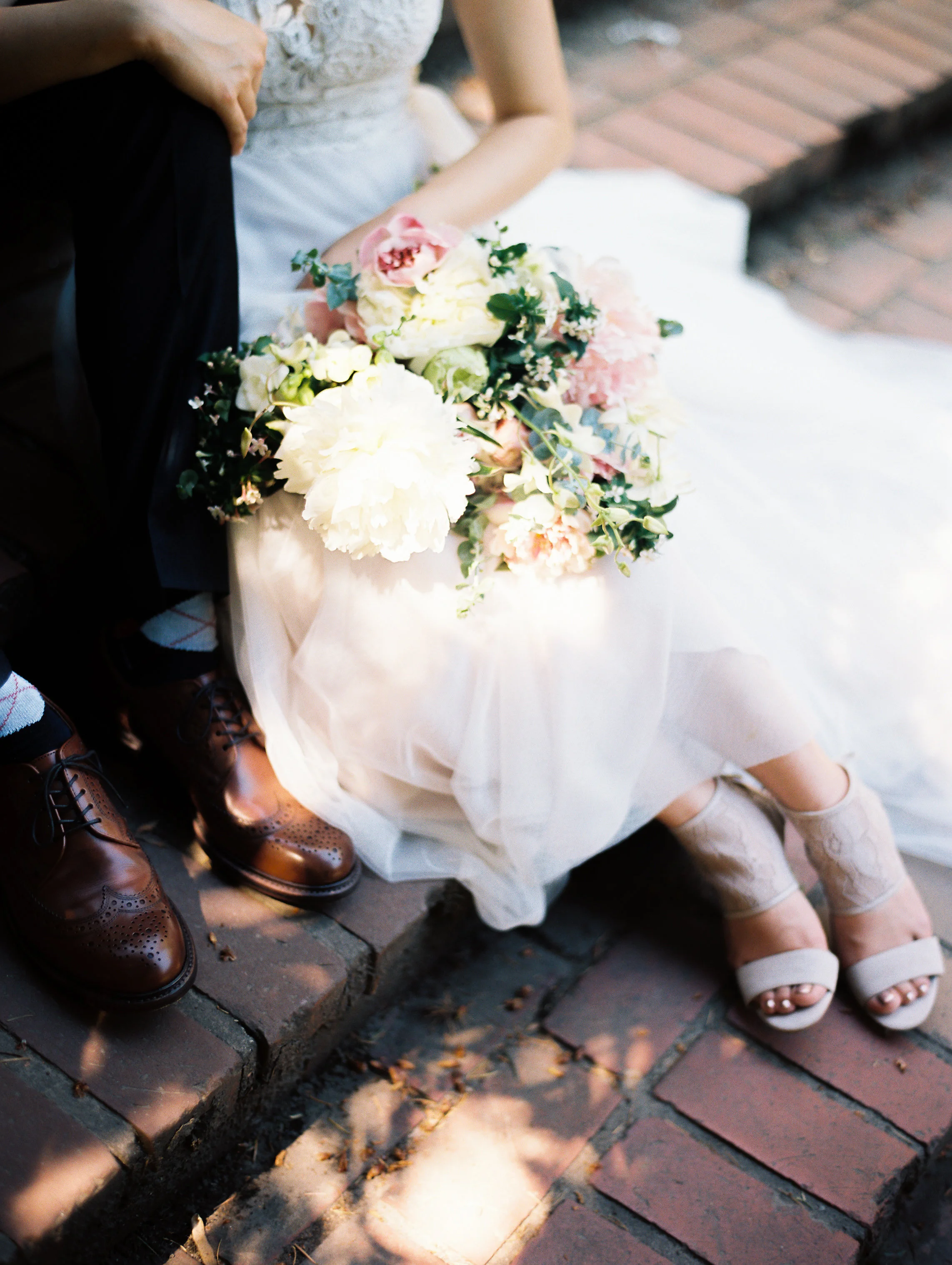 Organic and timeless Wedding Film Photography in Portland, Oregon, Cannon Beach and PNW area. West Coast Fine Art Film Wedding Photographers.