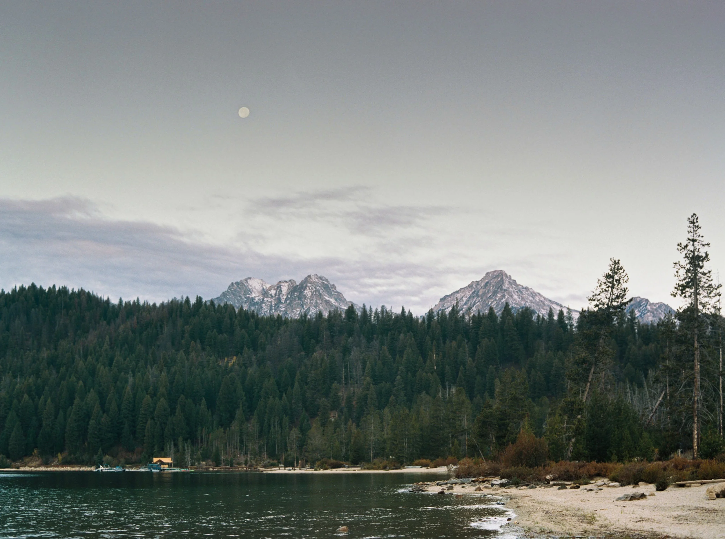 Because... hello! These views!! Get married next to the beautiful Sawtooths just outside Sun Valley, Idaho. A ceremony on the beach with that backdrop then a laid back open tent reception is ideal for the outdoor/adventure couple. Rent small cabins nearby for friends and family. It is a one and done kind of place! https://redfishlake.com/weddings-events/