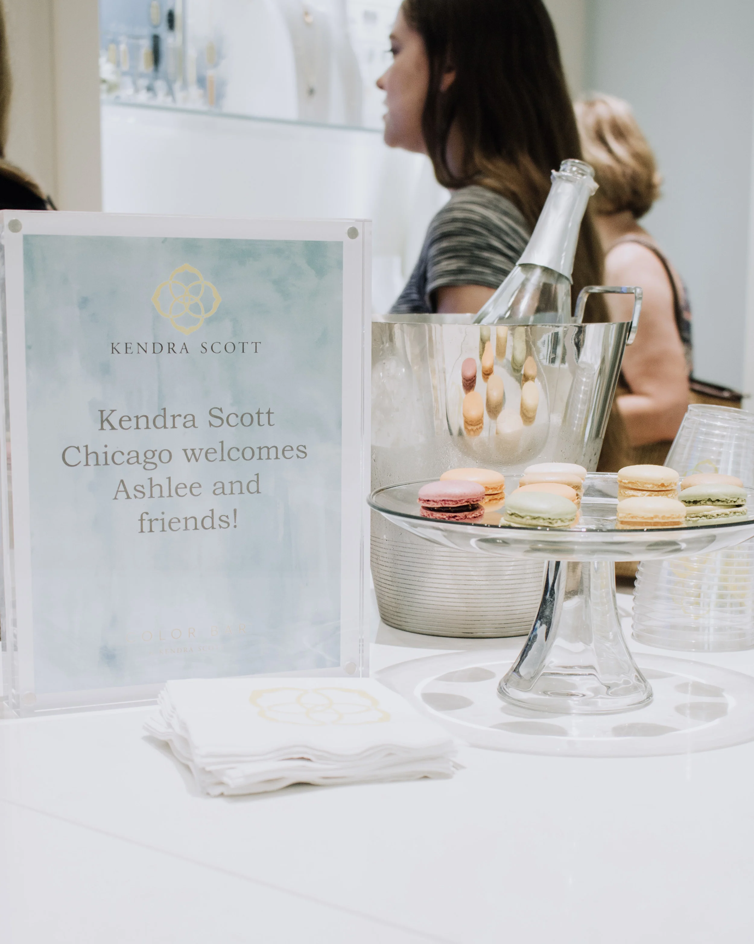 kendra-scott-color-bar-party.jpg