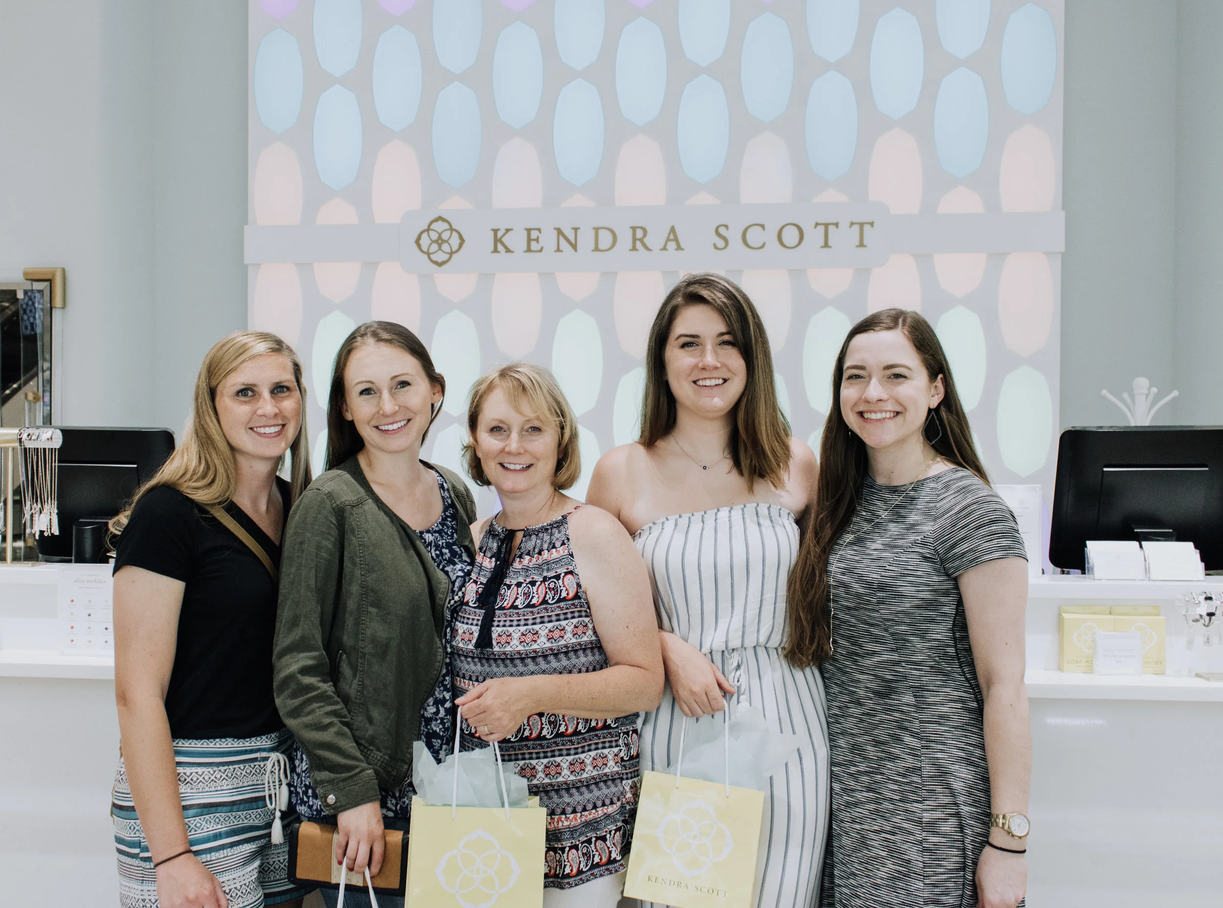 kendra-scott-color-bar-party.jpg