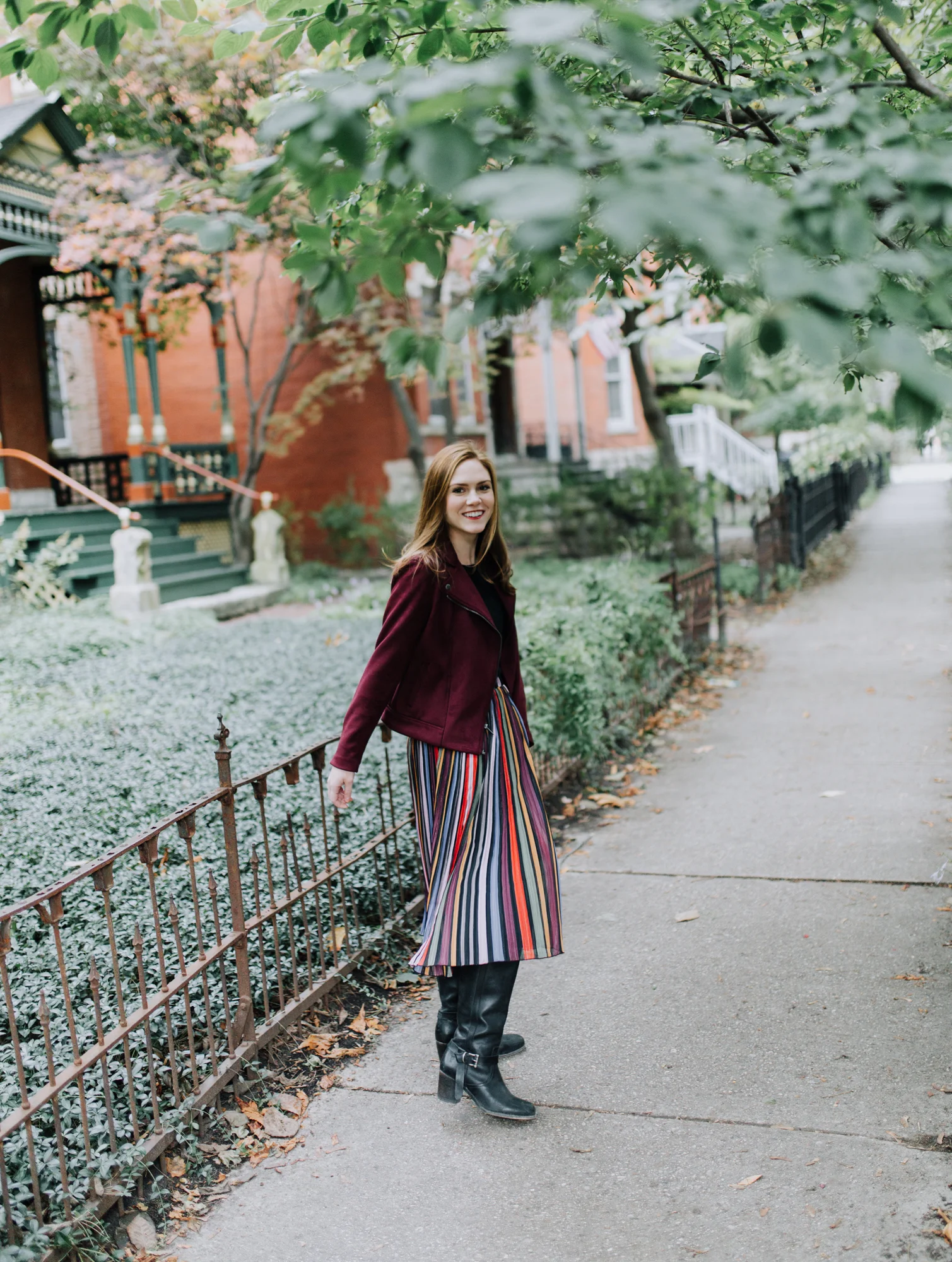 jenny_querry_girl_in_neutrals_3.jpg