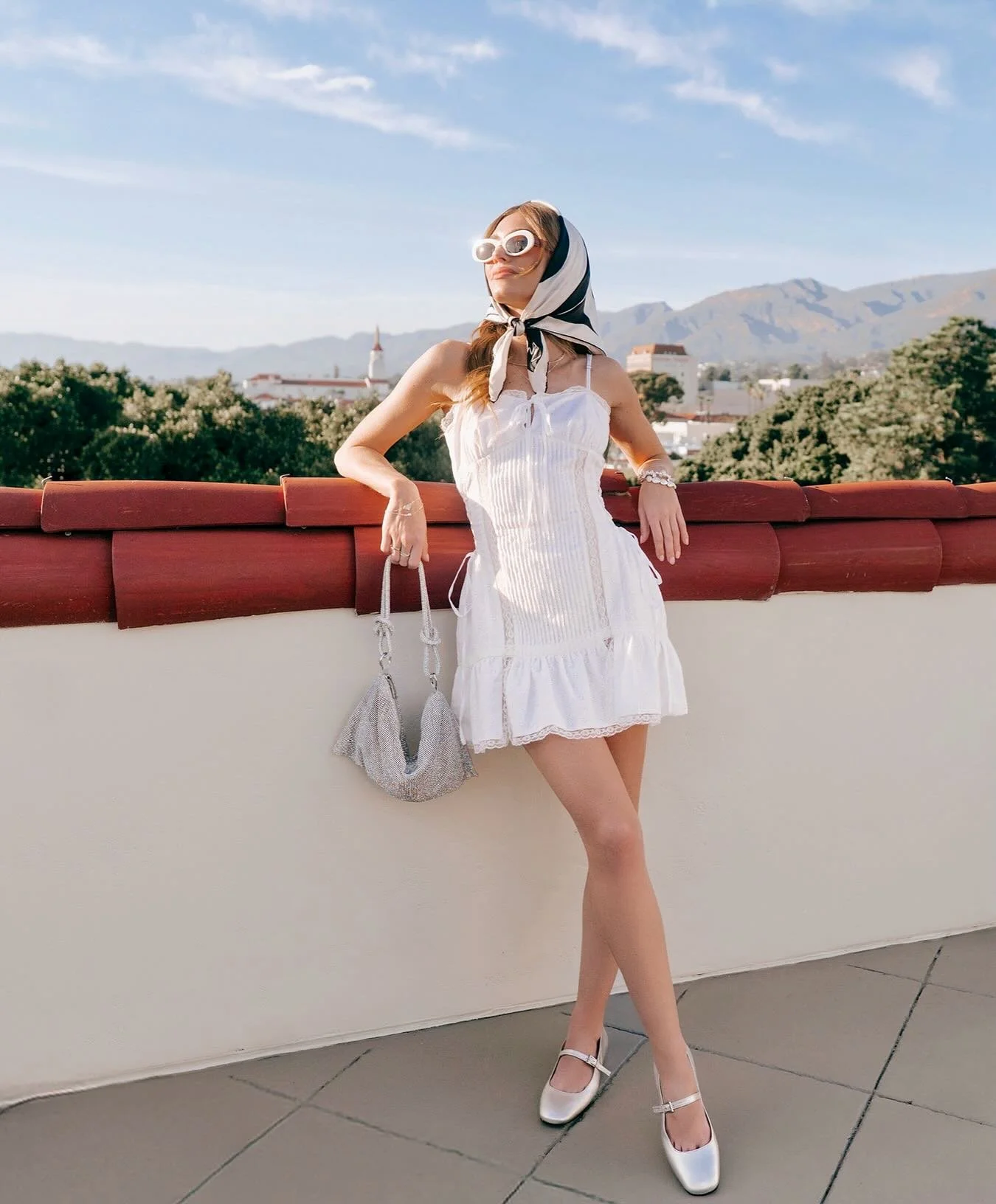 Summer in the city. 

Location: @canaryhotel. 
Photography by @jacquelinepilar.
Styled by @llalamamma and @kejanney. 
Model @emilyiaco  with @notiesmodels. 
Makeup by  @glam.by.cynthiaelyse and Hair by Lisa Gaede for @carlylesalon. 

Dress, handbag a
