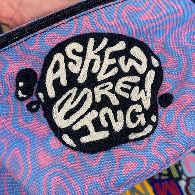 Fun lil fanny for @askewbrew .
.
.
.
.
.
.
.
.
.
#ReelMade #Embroidery #Chainstitch #ChainstitchEmbroidery #ChainstitchArt #CustomChainstitch #LiveChainstitch #MachineEmbroidery #Patches #Totes #ShopSmall #SmallBusiness #CustomDenim #CustomTote #Cust