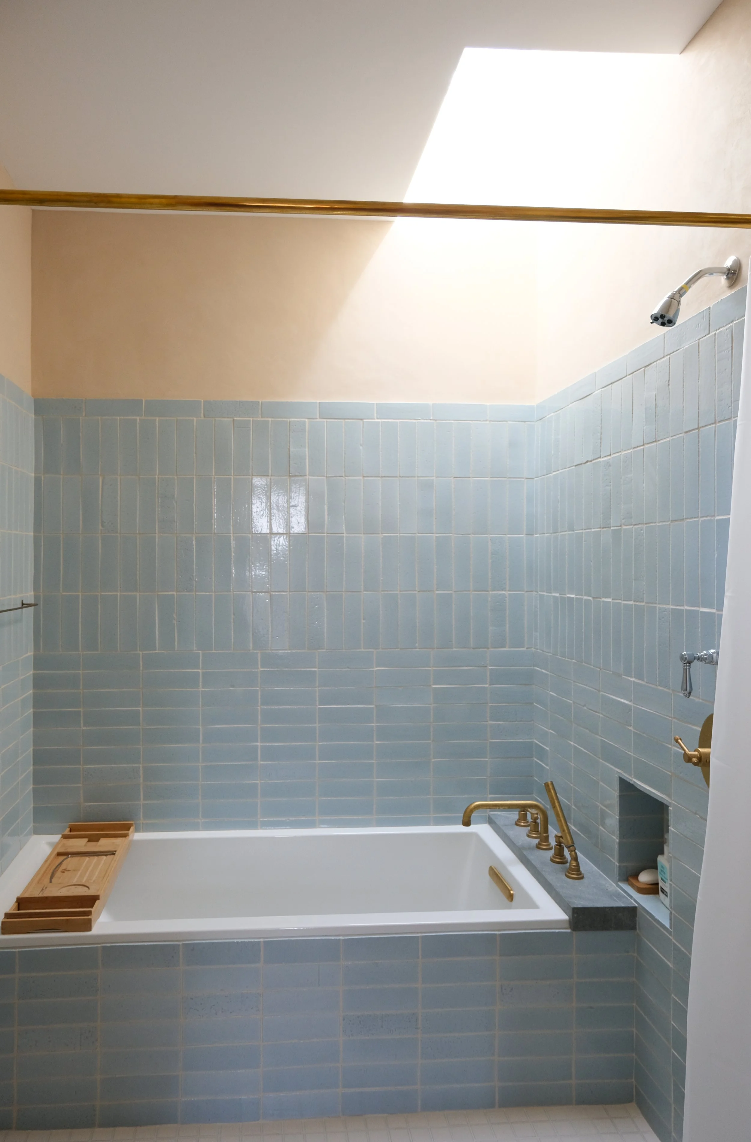 skylight over tub.jpg