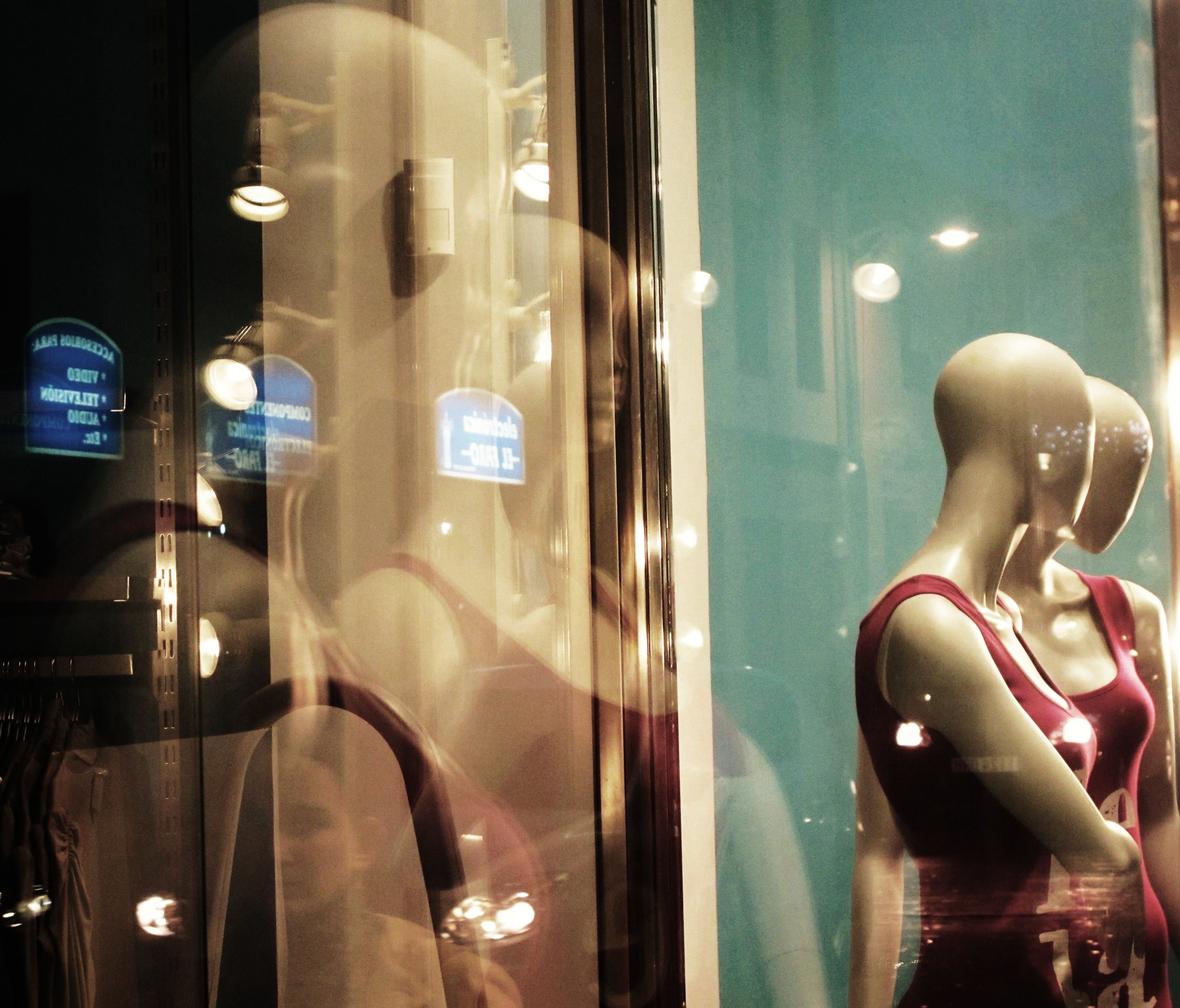 Bald Women (Tenerife).JPG