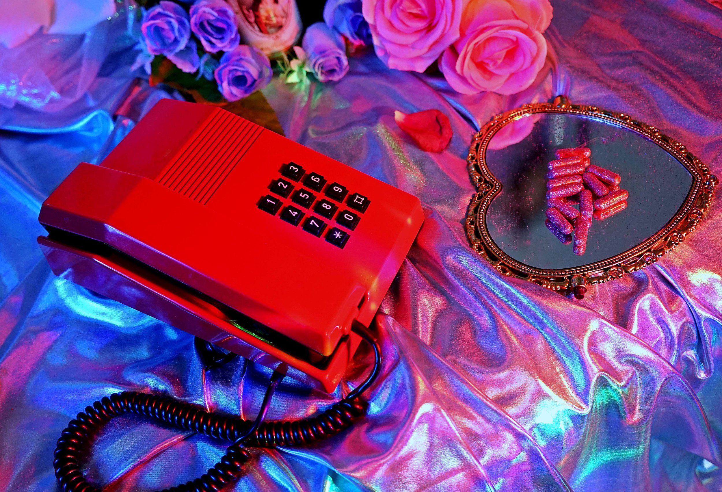 telefono rojo 1.JPG