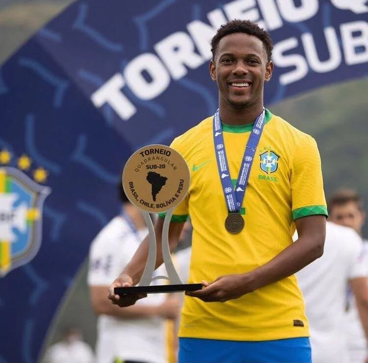 RAFAEL SANTOS LEVA TORNEIO INTERNACIONAL COM SELEÇÃO SUB-20