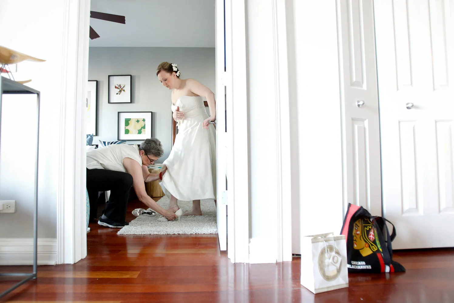 revolution-brewing-chicago-blackhawks-wedding-ruthie-hauge-photography-11.jpg